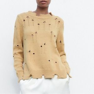 ZARA KNIT SWEATER WITH RIPS